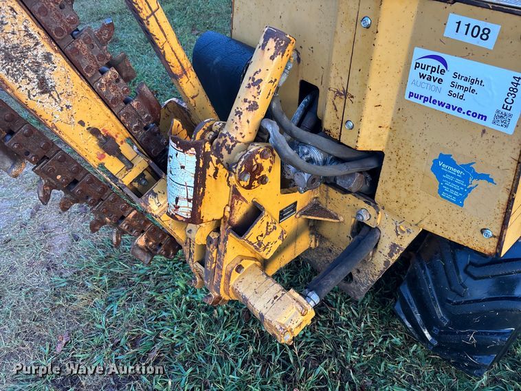 image for item EC3844 2005 Vermeer LM42 trencher