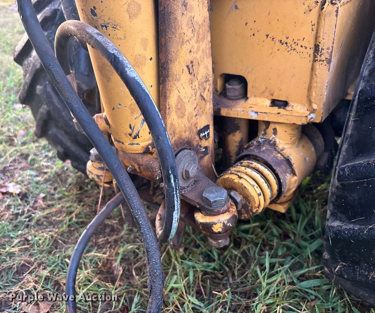 image for item EC3844 2005 Vermeer LM42 trencher