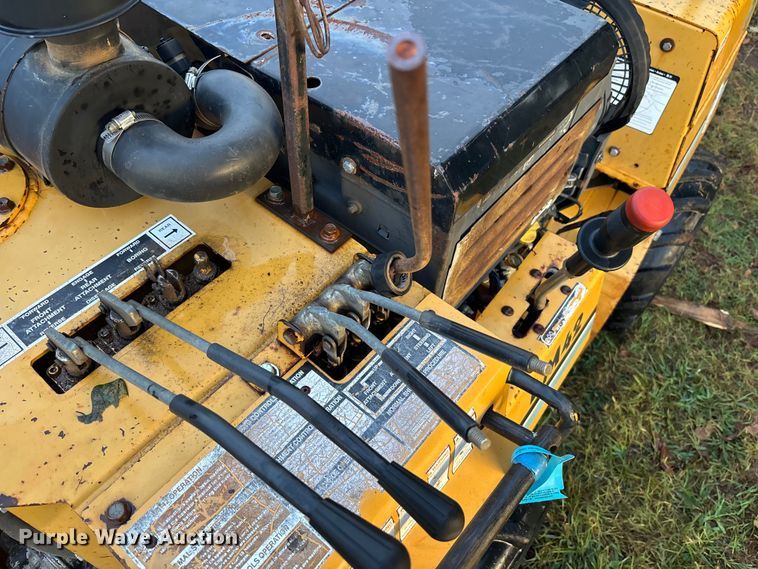 image for item EC3844 2005 Vermeer LM42 trencher