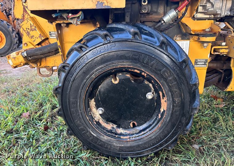 image for item EC3844 2005 Vermeer LM42 trencher