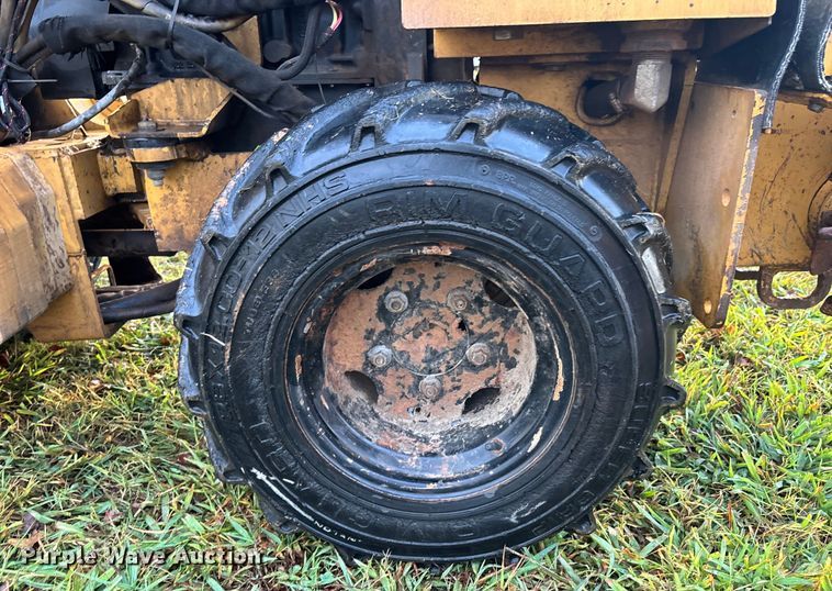 image for item EC3844 2005 Vermeer LM42 trencher