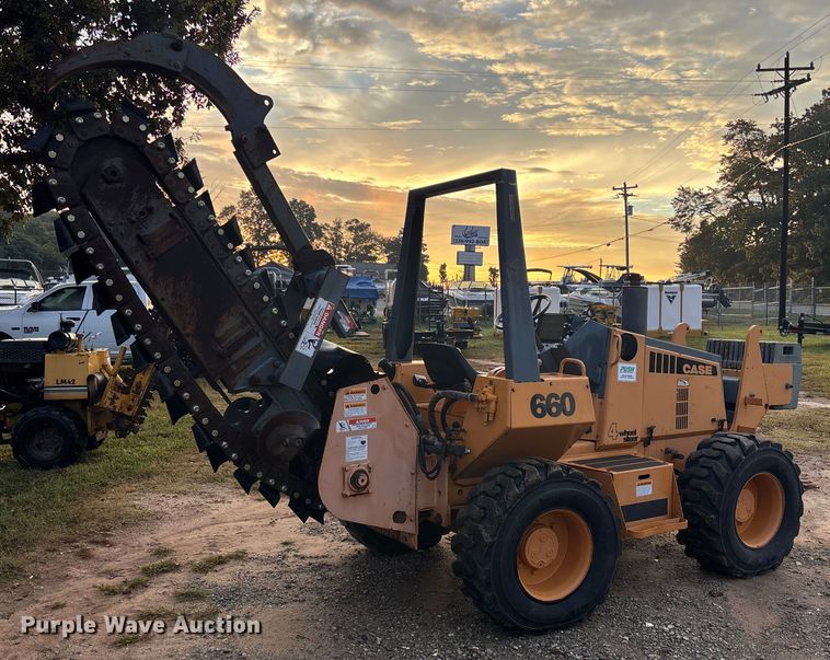 image for item EC3846 1992 Case 660 trencher