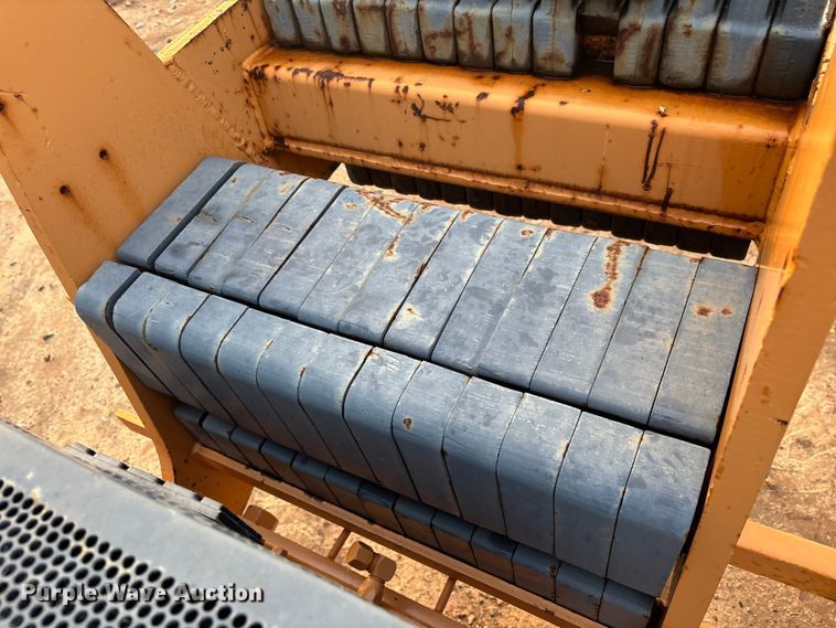 image for item EC3846 1992 Case 660 trencher