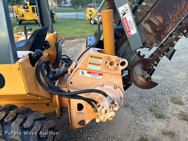 image for item EC3846 1992 Case 660 trencher