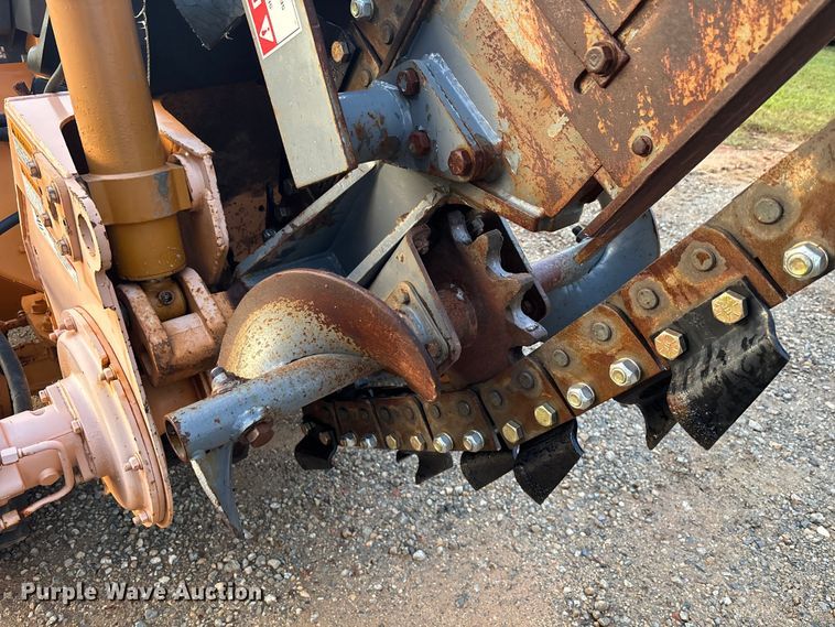 image for item EC3846 1992 Case 660 trencher