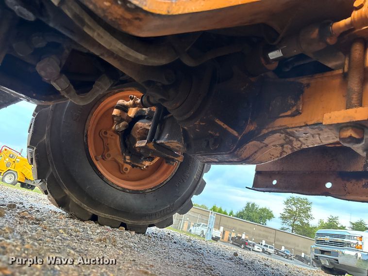 image for item EC3846 1992 Case 660 trencher