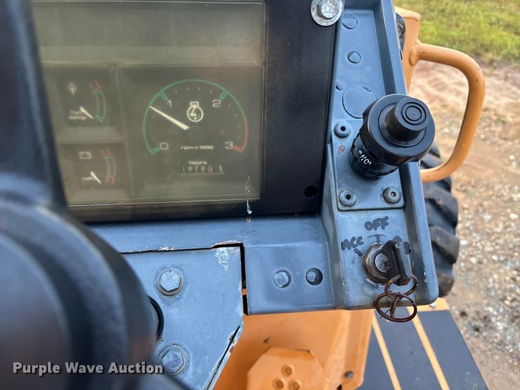 image for item EC3846 1992 Case 660 trencher