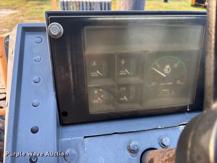 image for item EC3846 1992 Case 660 trencher