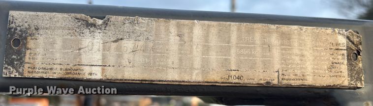 image for item EC3846 1992 Case 660 trencher