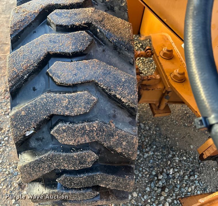 image for item EC3846 1992 Case 660 trencher