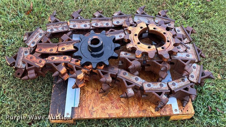 image for item EC3846 1992 Case 660 trencher