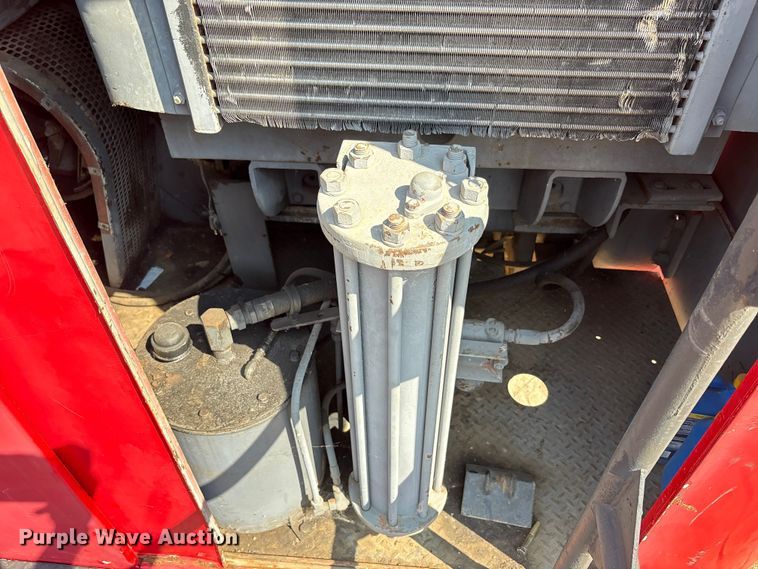 image for item EC4410 1976 Link-Belt LS 518 crane