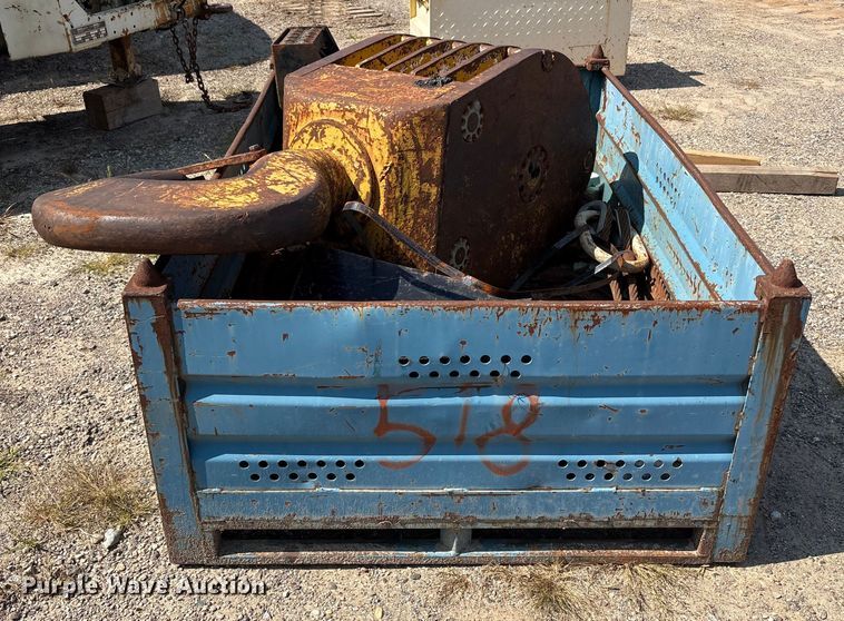 image for item EC4410 1976 Link-Belt LS 518 crane