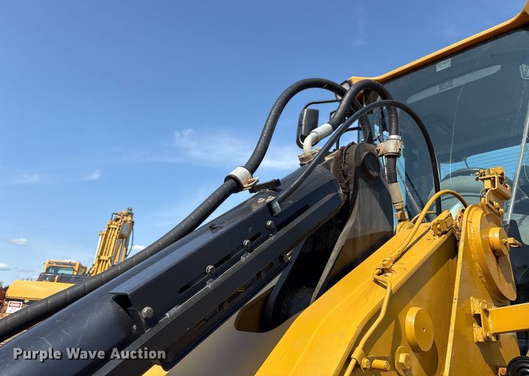 image for item EC4411 2007 Caterpillar 930G wheel loader