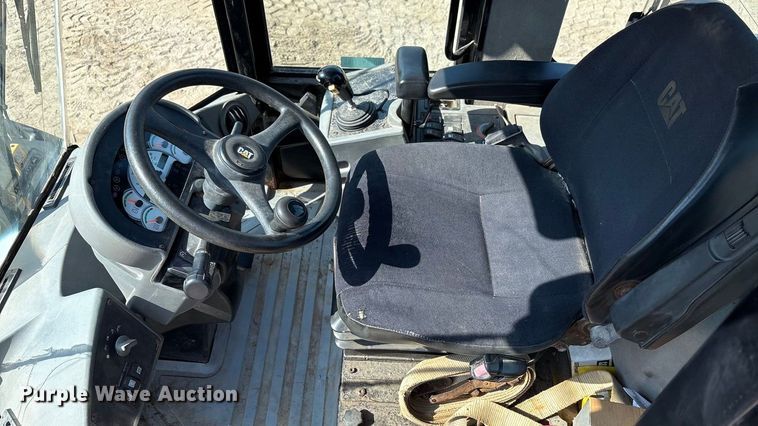 image for item EC4411 2007 Caterpillar 930G wheel loader