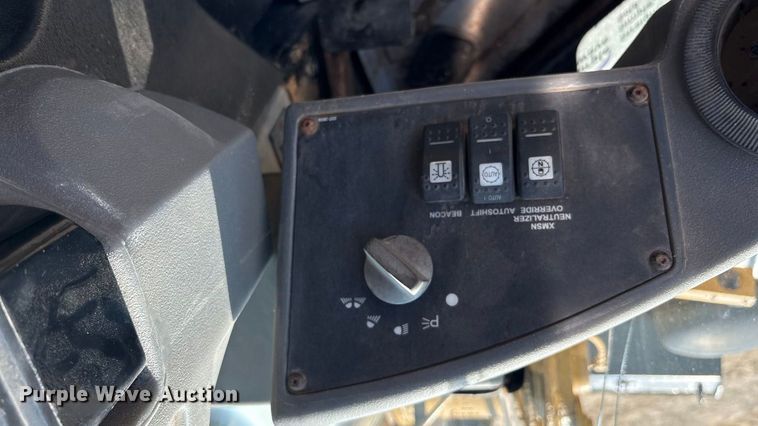 image for item EC4411 2007 Caterpillar 930G wheel loader