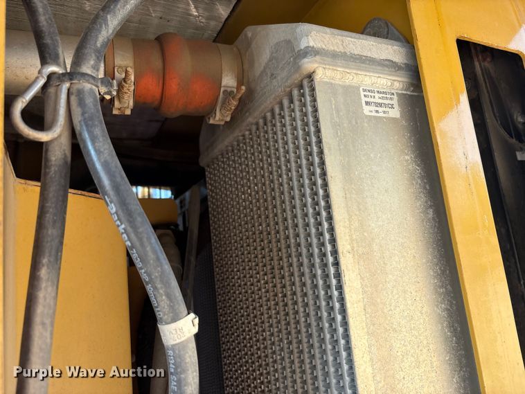 image for item EC4411 2007 Caterpillar 930G wheel loader