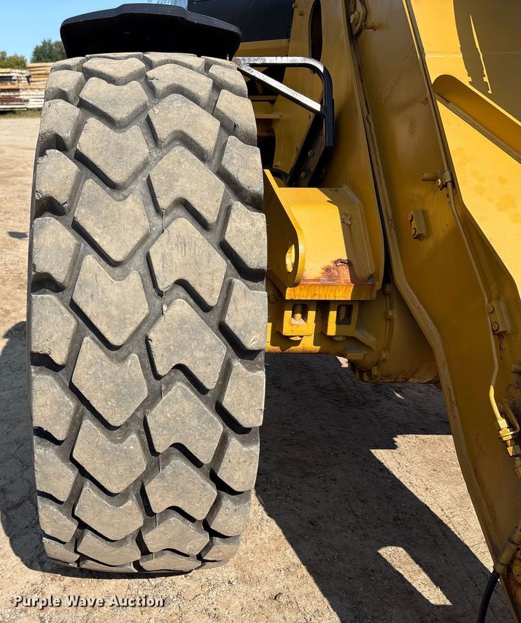 image for item EC4411 2007 Caterpillar 930G wheel loader