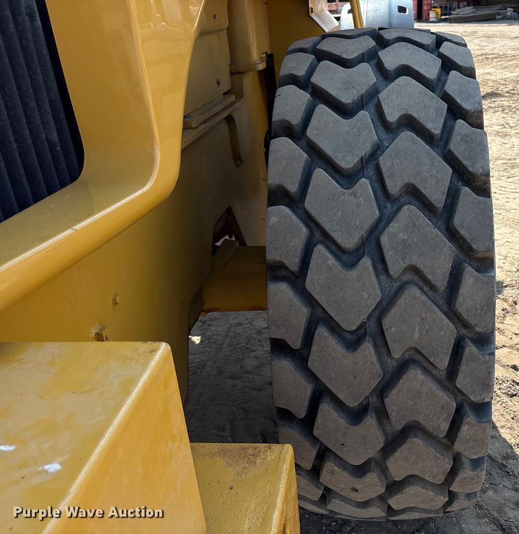 image for item EC4411 2007 Caterpillar 930G wheel loader