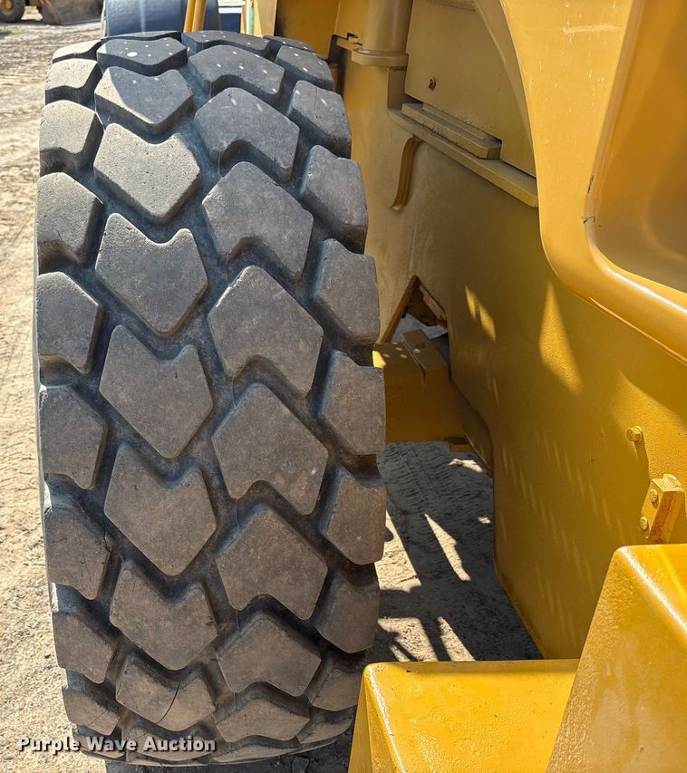 image for item EC4411 2007 Caterpillar 930G wheel loader