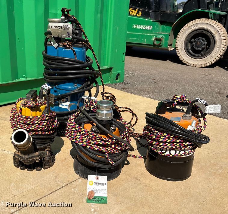 image for item EC4431 (4) submersible pumps