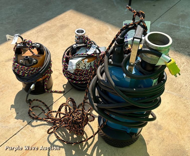 image for item EC4431 (4) submersible pumps