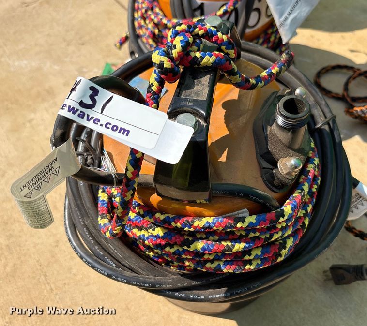 image for item EC4431 (4) submersible pumps