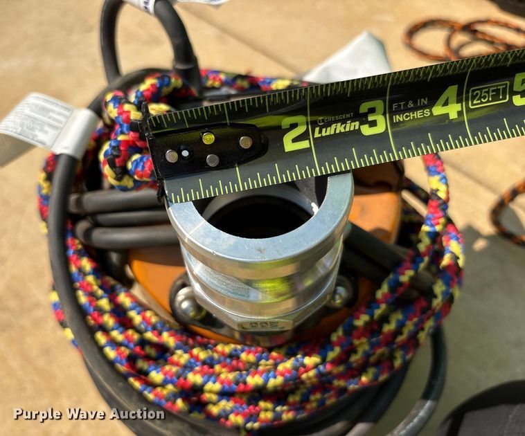 image for item EC4431 (4) submersible pumps