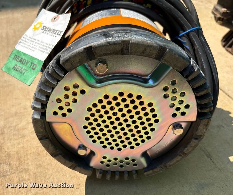 image for item EC4431 (4) submersible pumps