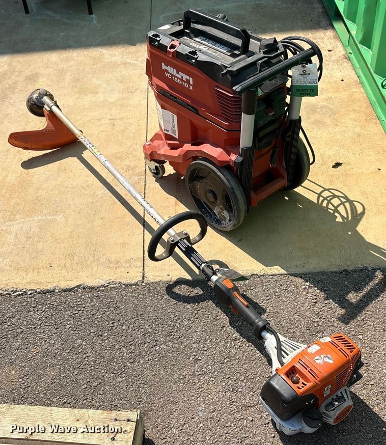 image for item EC4432 Lawn equipment