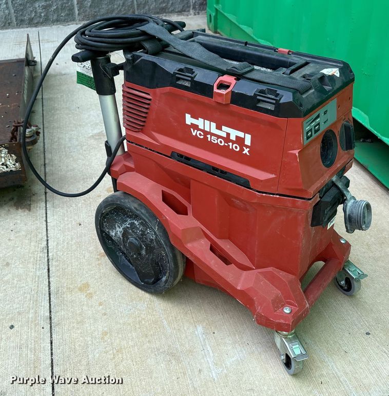 image for item EC4432 Lawn equipment