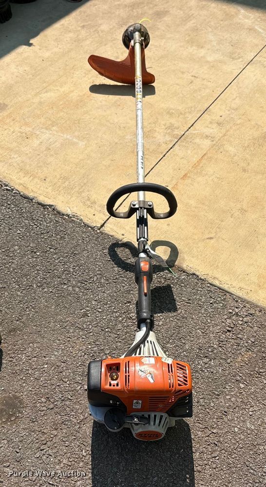 image for item EC4432 Lawn equipment