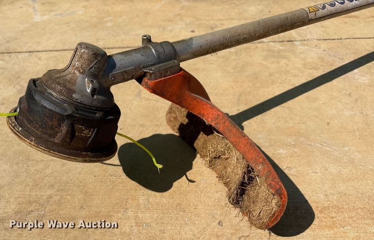 image for item EC4432 Lawn equipment