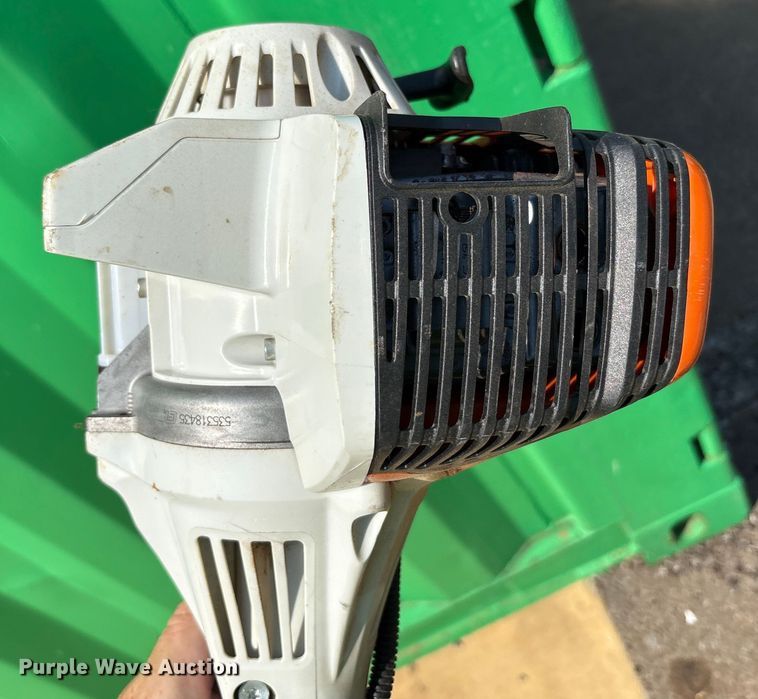 image for item EC4432 Lawn equipment