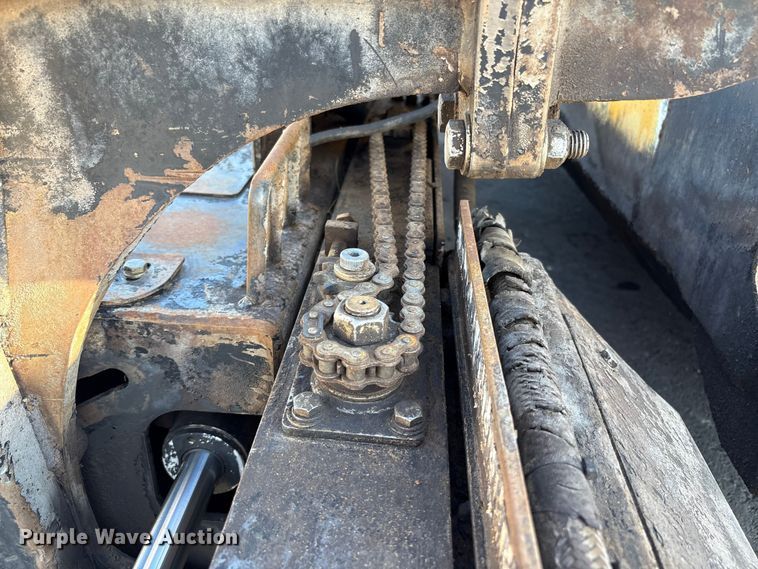 image for item EC7993 2016 Carlson CP100 paver