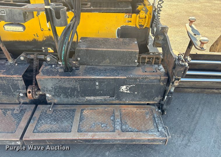 image for item EC7993 2016 Carlson CP100 paver