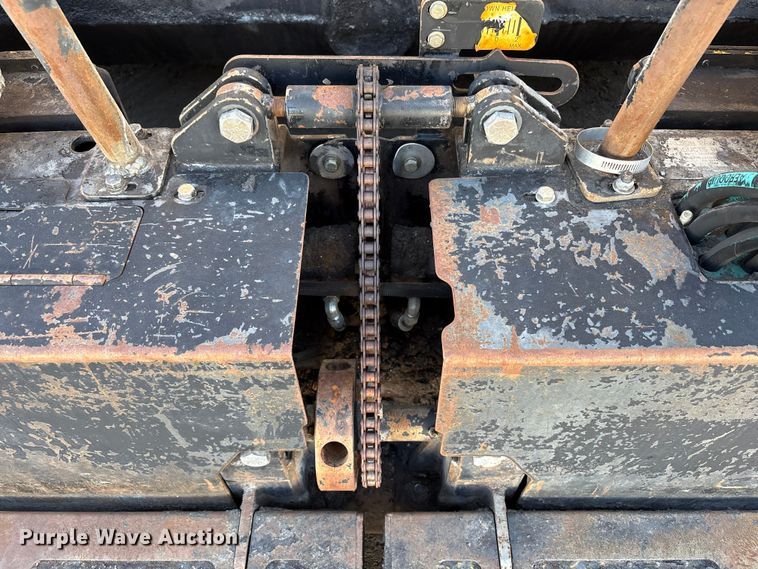 image for item EC7993 2016 Carlson CP100 paver