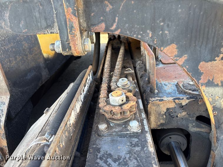 image for item EC7993 2016 Carlson CP100 paver