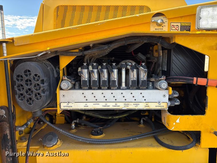 image for item EC7993 2016 Carlson CP100 paver