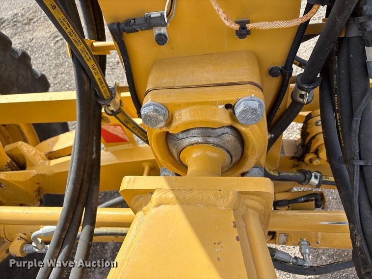 image for item EC8005 2019 Caterpillar 140M3 motor grader