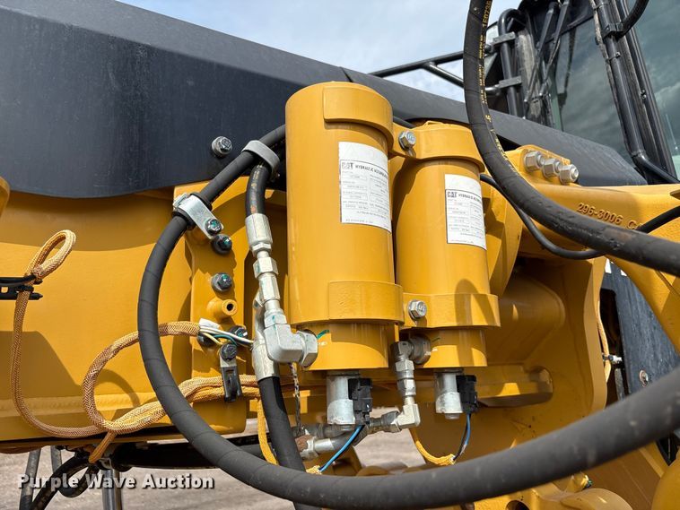 image for item EC8005 2019 Caterpillar 140M3 motor grader