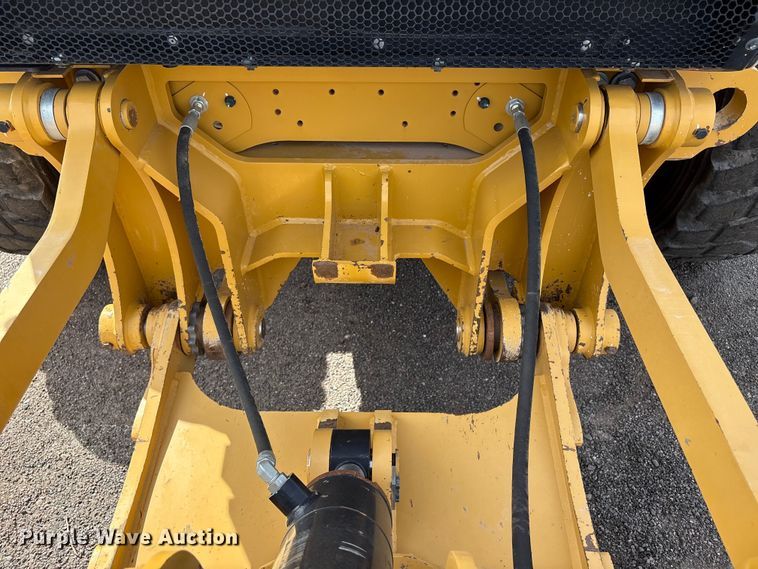 image for item EC8005 2019 Caterpillar 140M3 motor grader