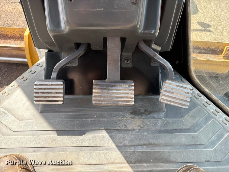 image for item EC8005 2019 Caterpillar 140M3 motor grader