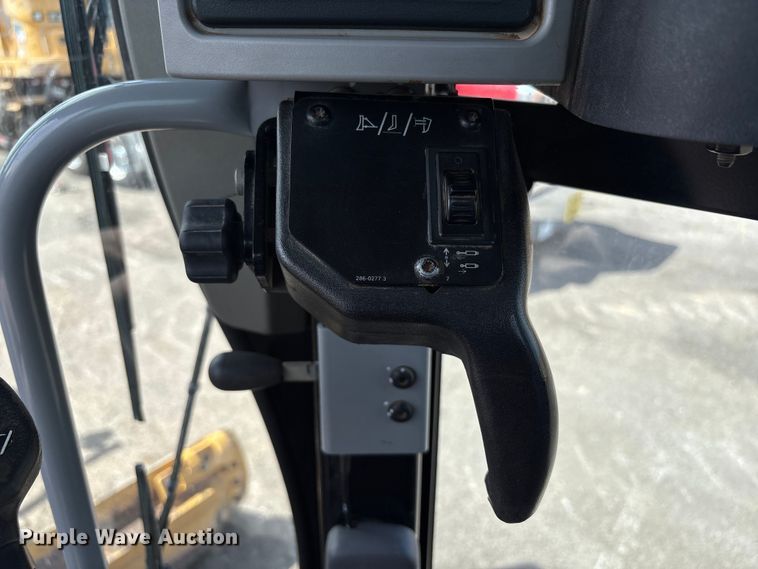 image for item EC8005 2019 Caterpillar 140M3 motor grader