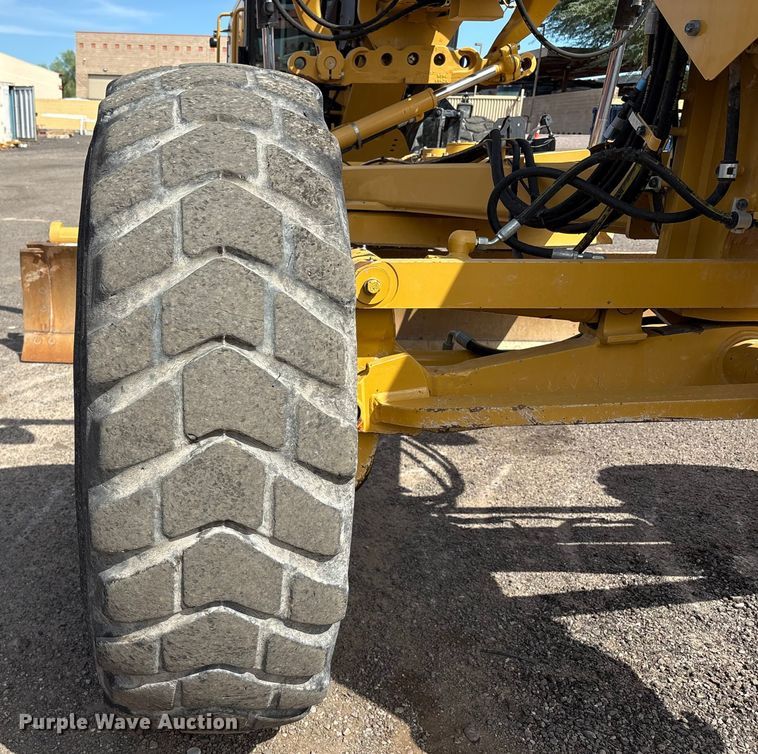 image for item EC8005 2019 Caterpillar 140M3 motor grader