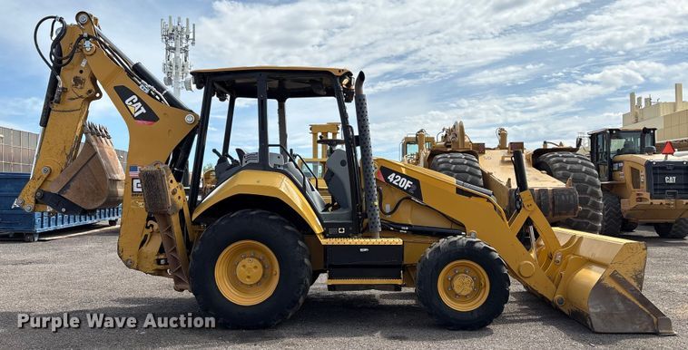 RETROEXCAVADORA 2020 CATERPILLAR 420F2
