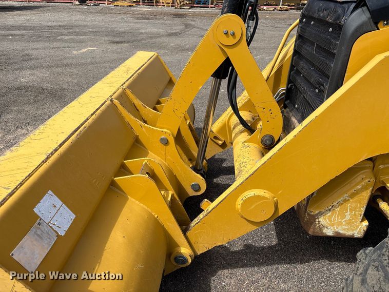 image for item EC8006 2020 Caterpillar 420F2 backhoe