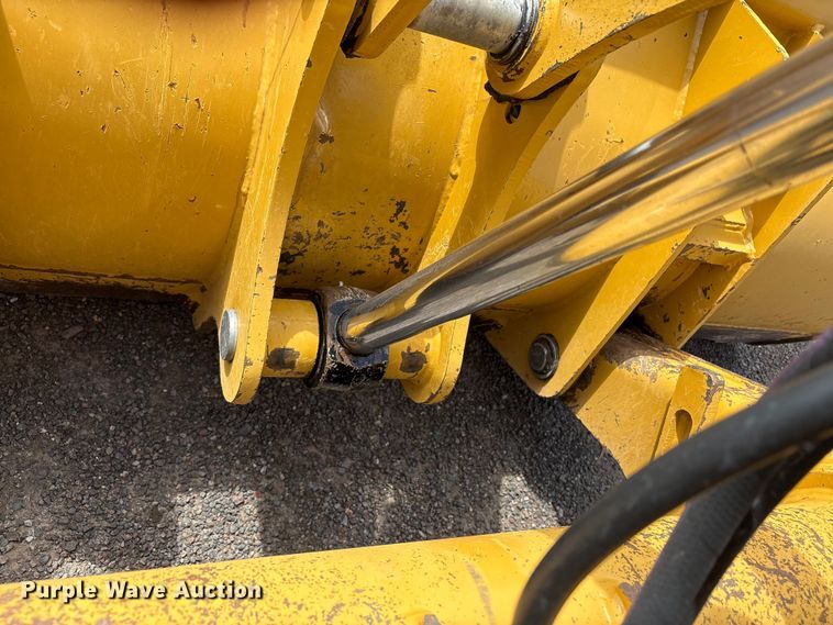 image for item EC8006 2020 Caterpillar 420F2 backhoe