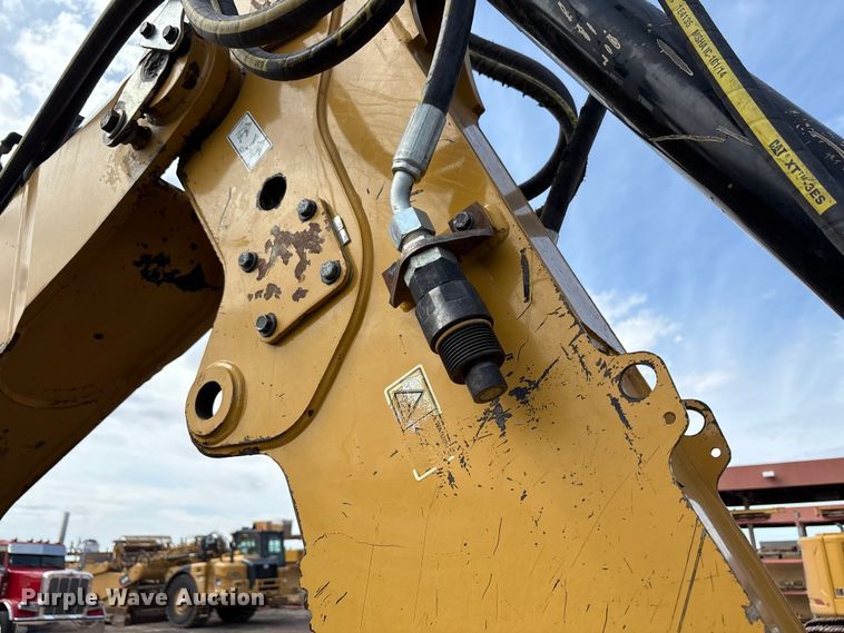 image for item EC8006 2020 Caterpillar 420F2 backhoe