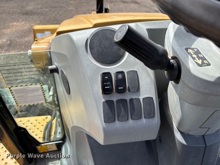 image for item EC8006 2020 Caterpillar 420F2 backhoe